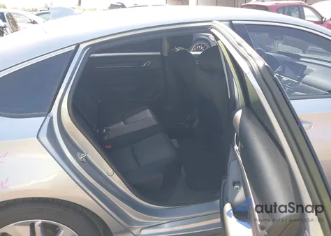 2020 Honda Accord Lx z USA, uszkodzony, nr VIN 1HGCV1F12LA111573